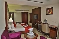 Clarion Inn Sevilla Panchkula Dış mekan fotoğraf