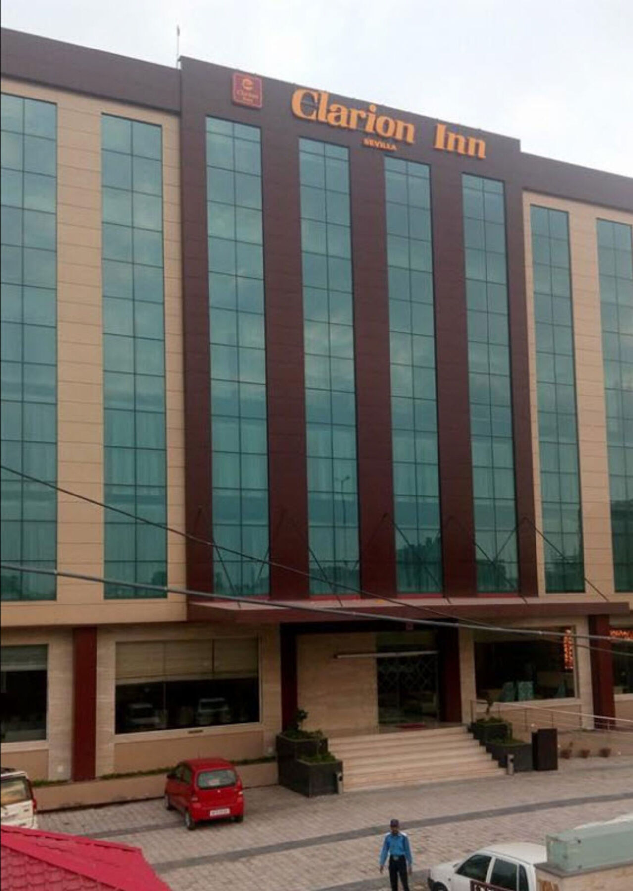 Clarion Inn Sevilla Panchkula Dış mekan fotoğraf